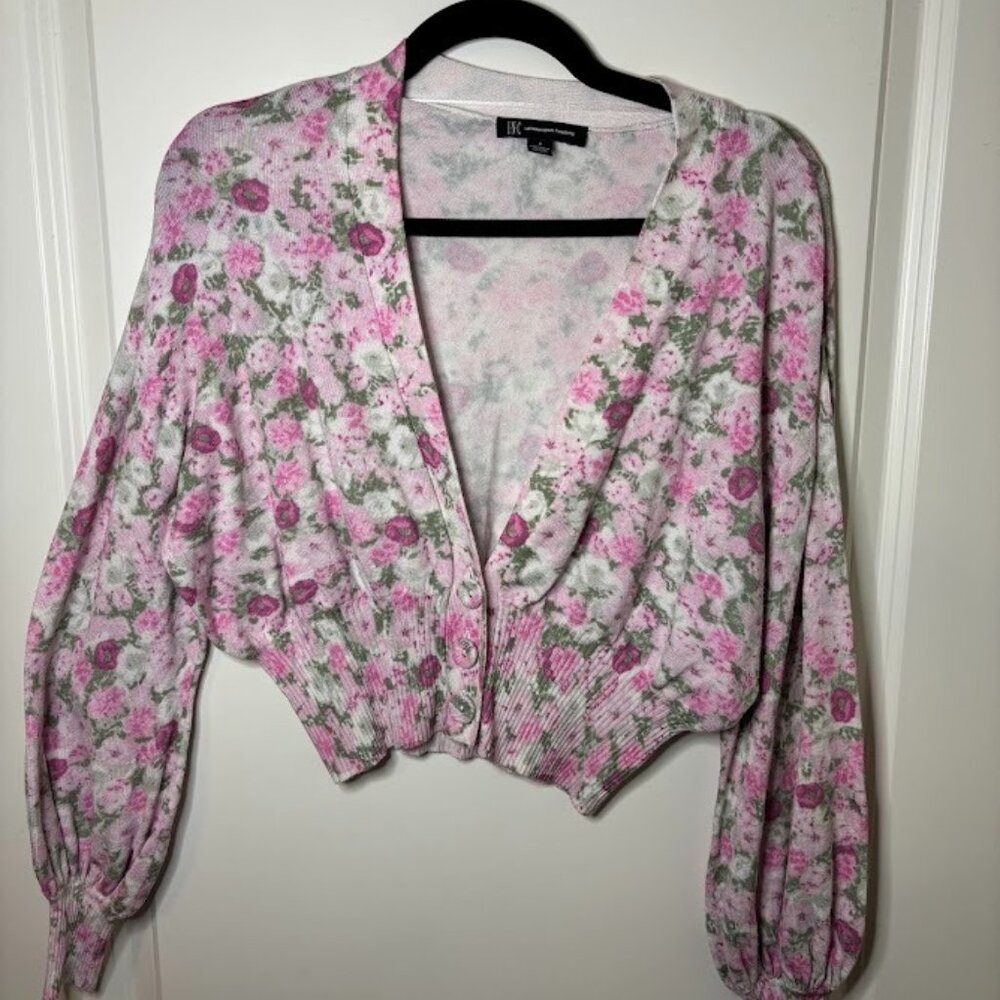 INC International Concepts Size S Light Cropped Sweater. Multicolor